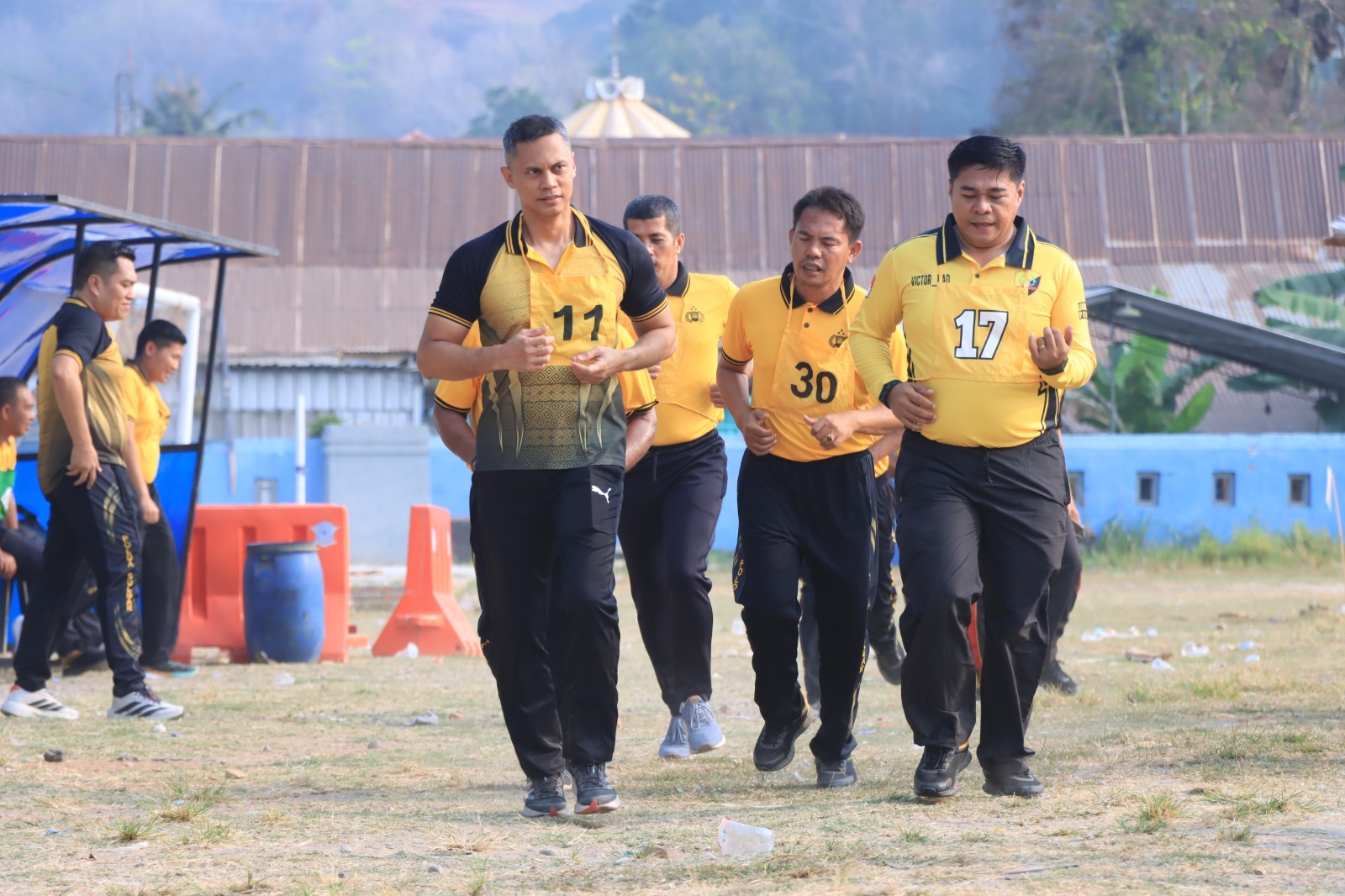 Jaga Kebugaran Personel, Polres Majene Gelar Tes Kesamaptaan Jasmani Semester II