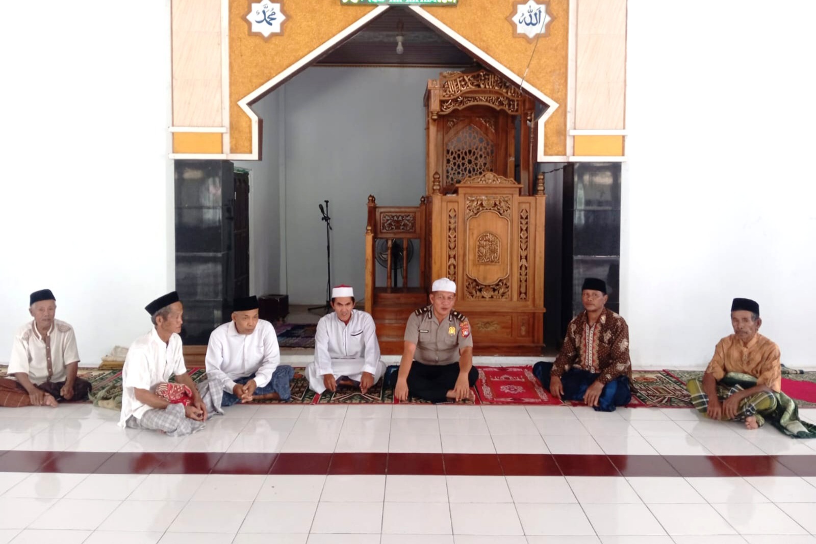 Jumat Keliling Jadi Ruang Dialog, Polsek Malunda Serap Aspirasi Warga di Maliaya
