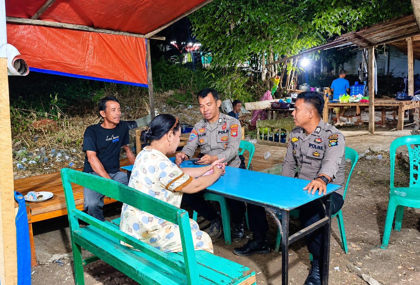 Polisi Bersama Masyarakat, Polsek Banggae Intensifkan Patroli Malam di Wilayah Perkotaan Majene