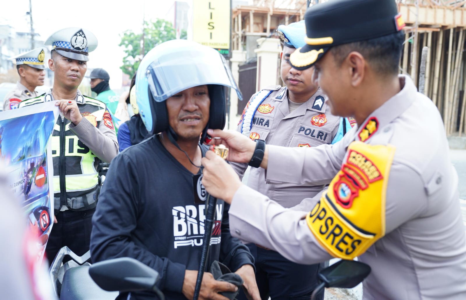 Pendekatan Humanis Satlantas Parepare di Hari Pertama Operasi Patuh Pallawa 2026: Edukasi Disertai Aksi Simpatik