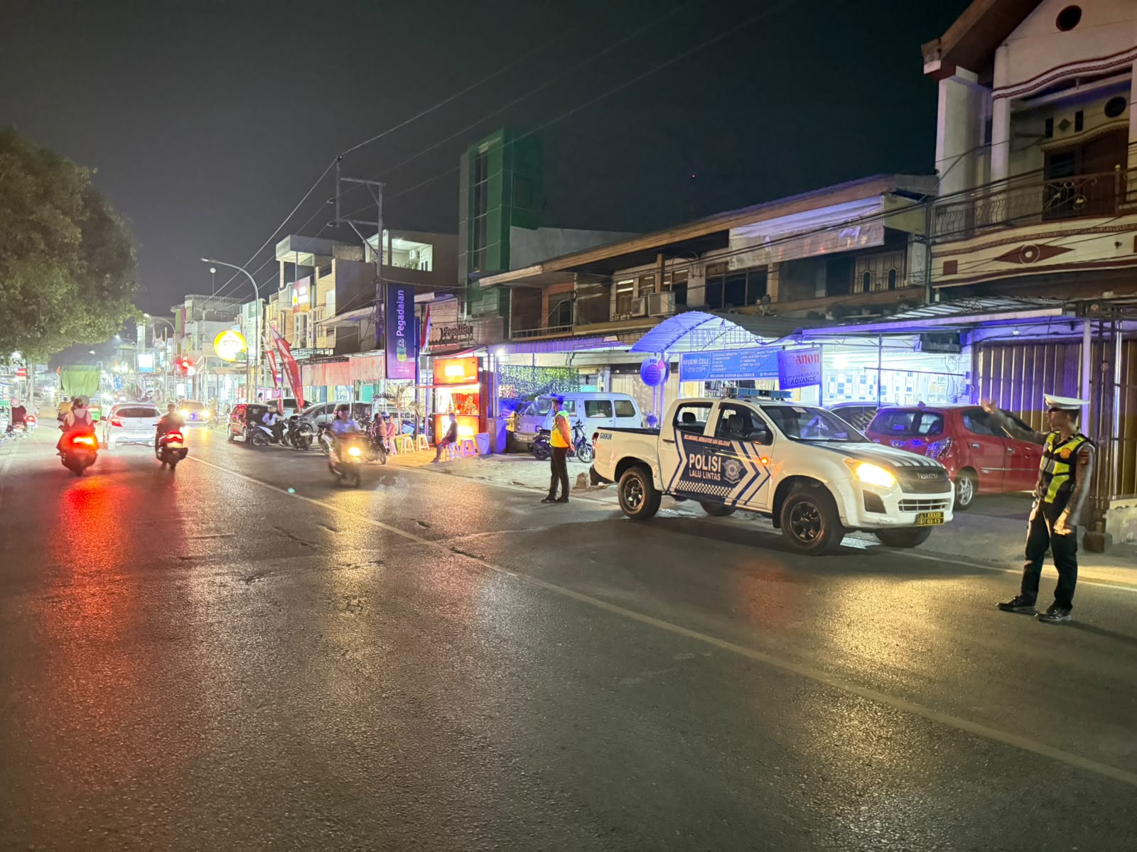 Patroli Blue Light Satlantas Polres Majene Sisir Jalan Trans Dalam Kota, Antisipasi Pelanggaran dan Kriminalitas Malam Hari