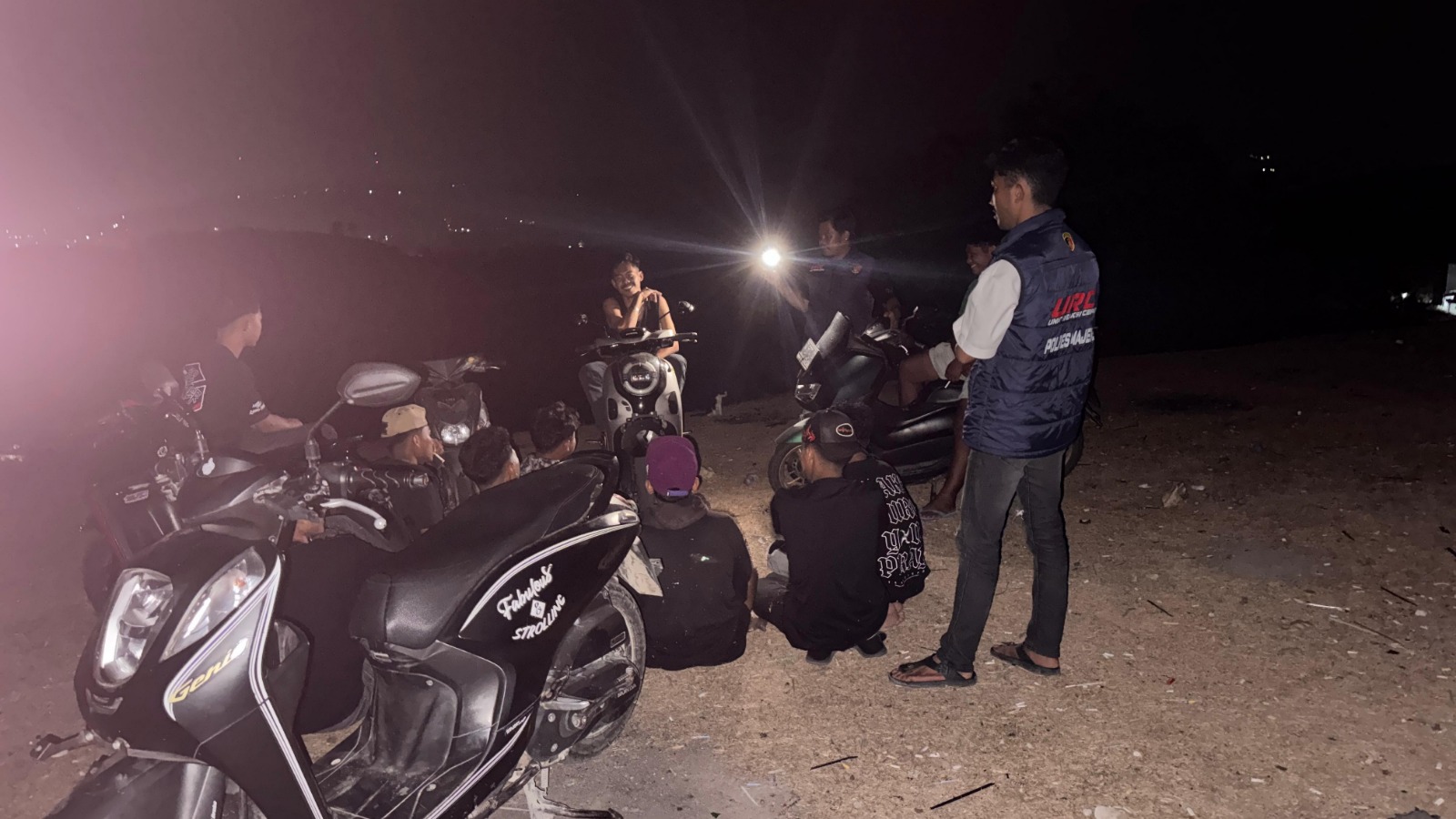Persempit Ruang Gerak Pelaku Kejahatan, Tim URC Polres Majene Sisir Kawasan Lino Maloga Hingga Bukit Parang-Parang